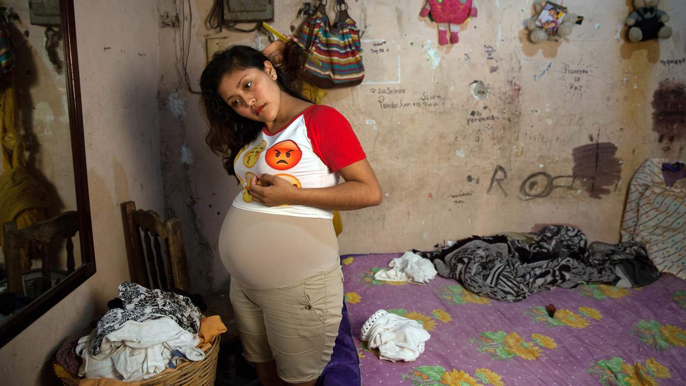 Pregnant Mexicans 80
