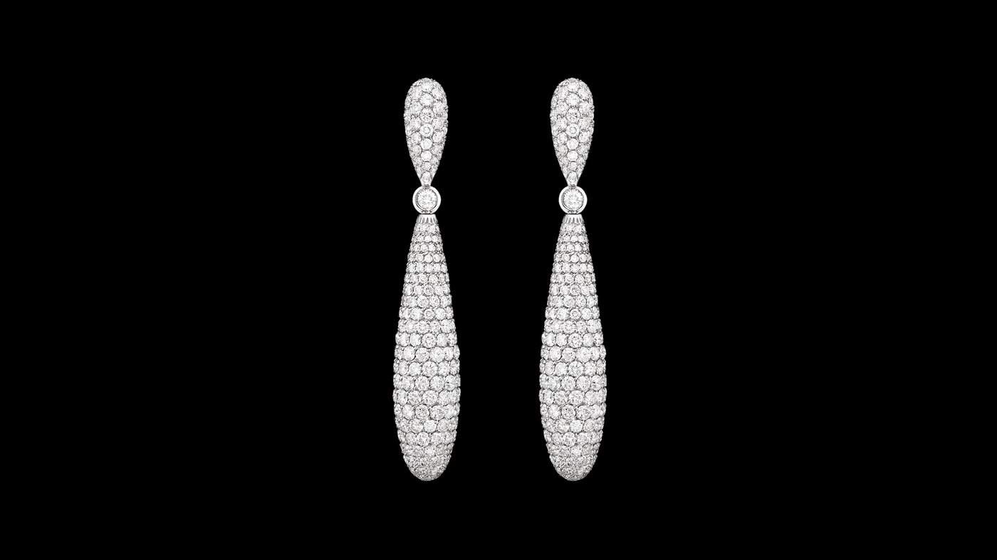 Gocce earrings in white gold with white diamonds
