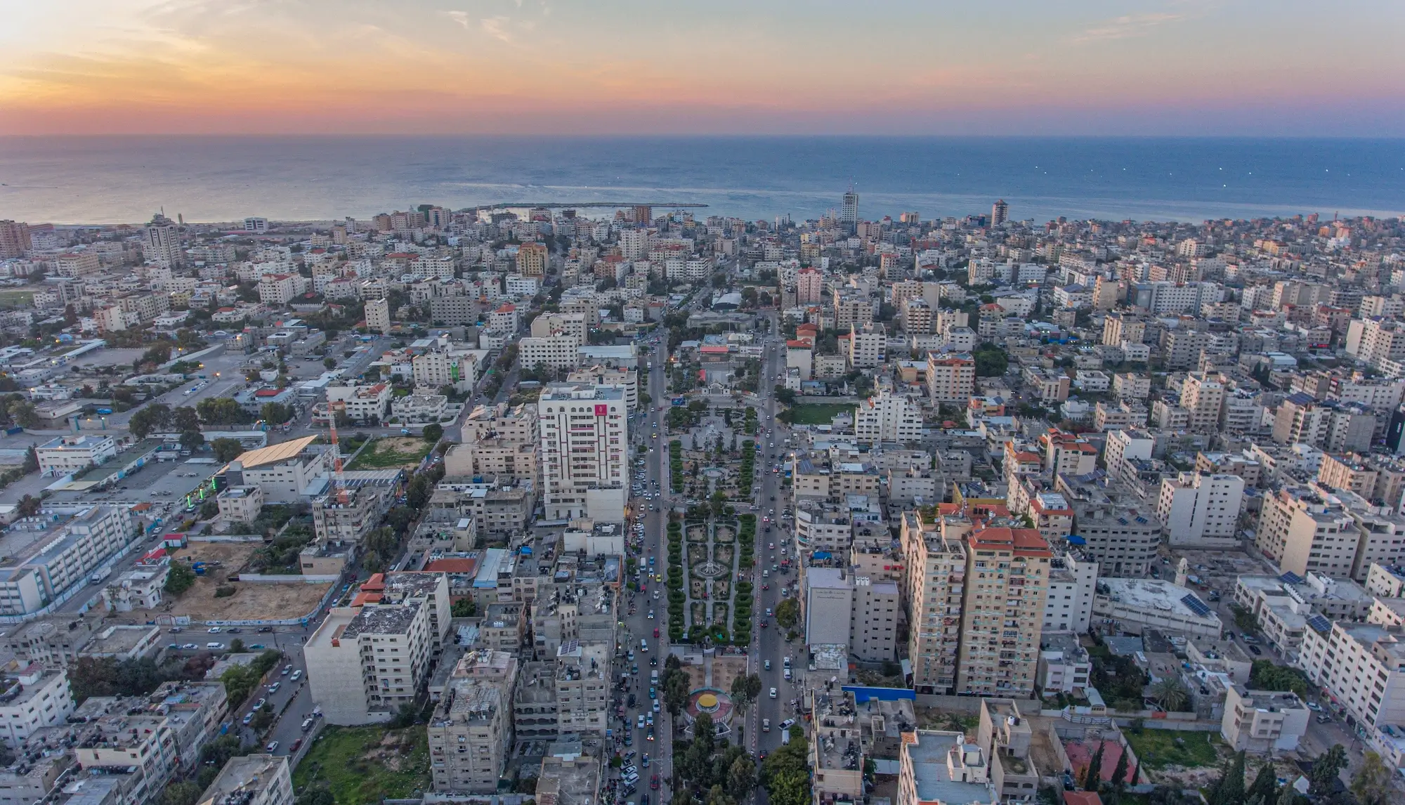 How Israeli Air Strikes Destroyed A Busy Neighbourhood In Gaza How Israeli Air Strikes Destroyed A Busy Neighbourhood In Gaza