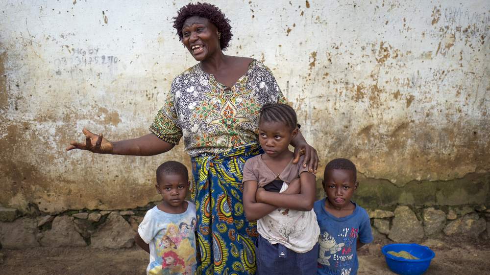 Nana Tekabanza with three of her five children in Loma